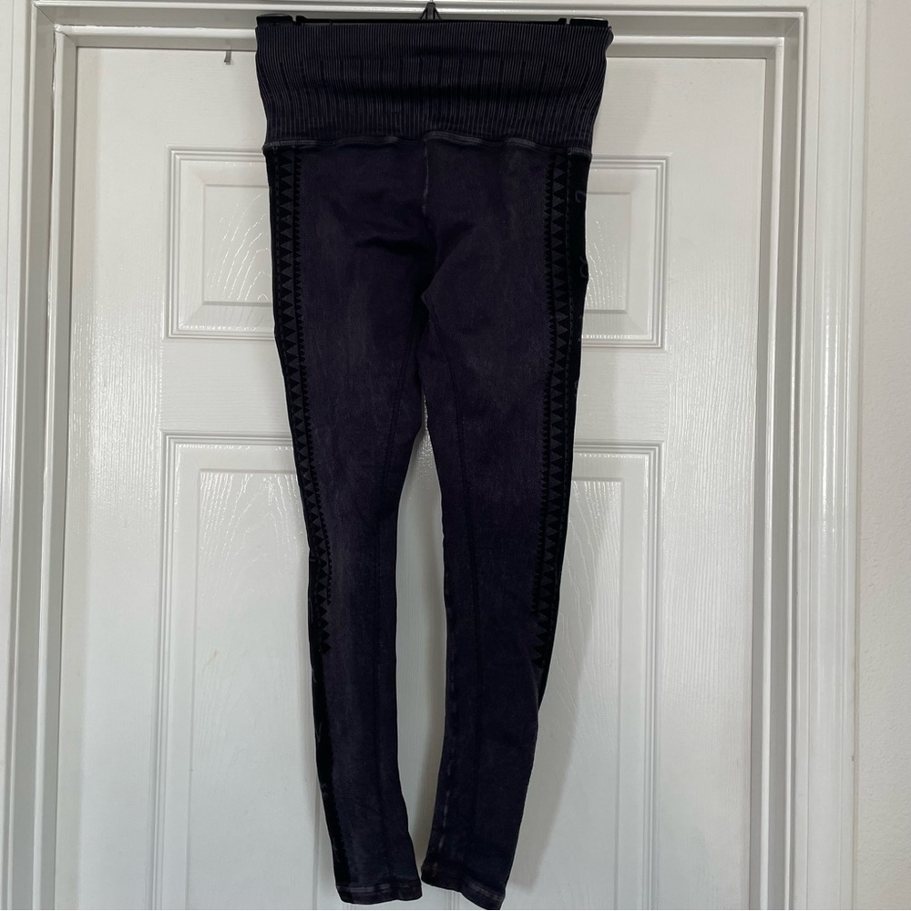 Avocado Athletic - image 1